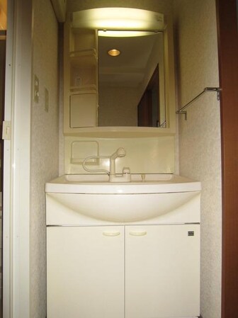 リヴィエルバーグ西大島の物件内観写真